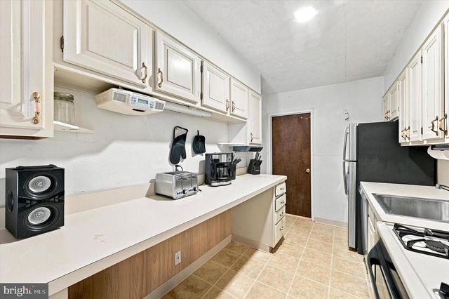 1403 PARKLANE RD, Swarthmore, PA 19081