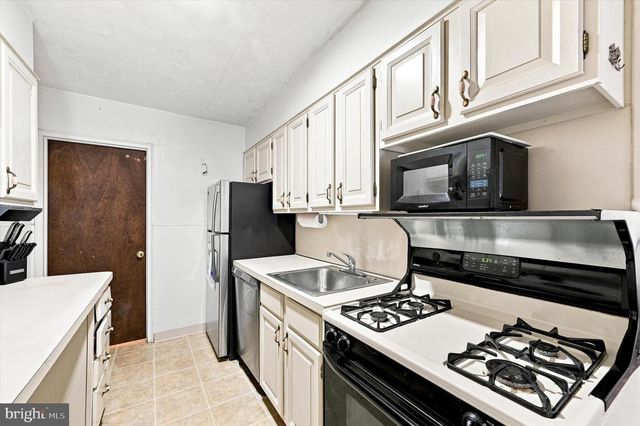 1403 PARKLANE RD, Swarthmore, PA 19081
