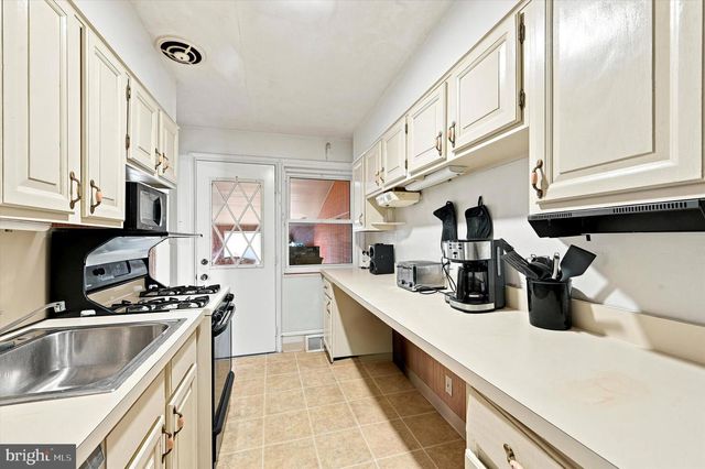 1403 PARKLANE RD, Swarthmore, PA 19081
