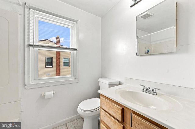 1403 PARKLANE RD, Swarthmore, PA 19081