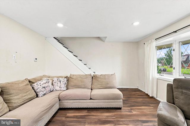 1403 PARKLANE RD, Swarthmore, PA 19081