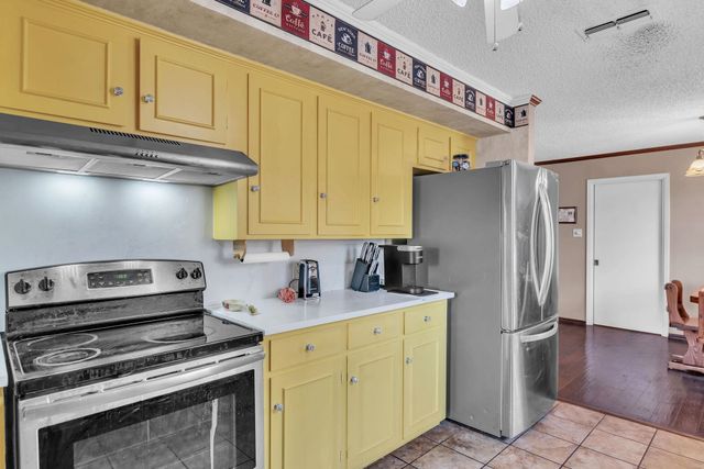 705 Brynmawr Dr, Longview, TX 75604