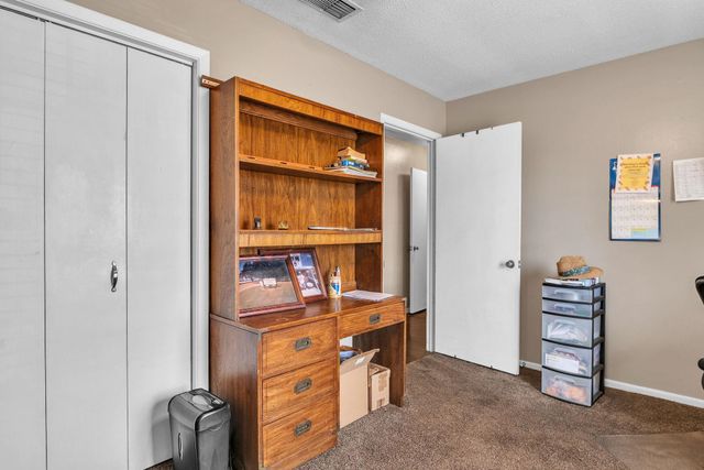 705 Brynmawr Dr, Longview, TX 75604