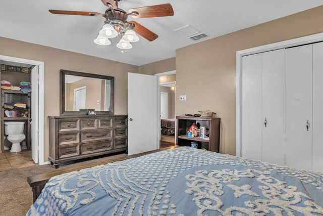 705 Brynmawr Dr, Longview, TX 75604