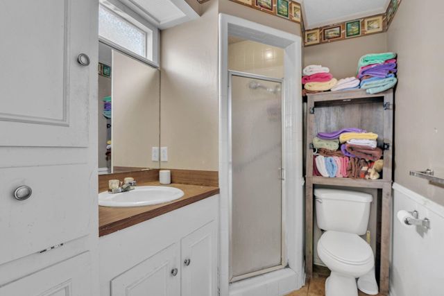 705 Brynmawr Dr, Longview, TX 75604