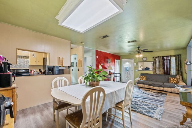 8715 Adams Hill, San Antonio, TX 78227