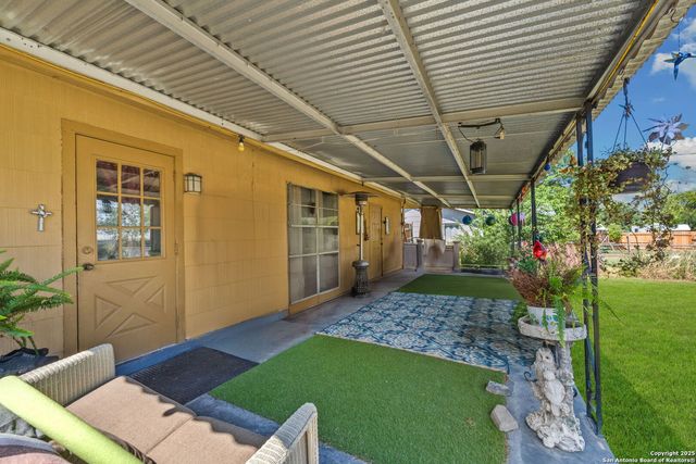 8715 Adams Hill, San Antonio, TX 78227