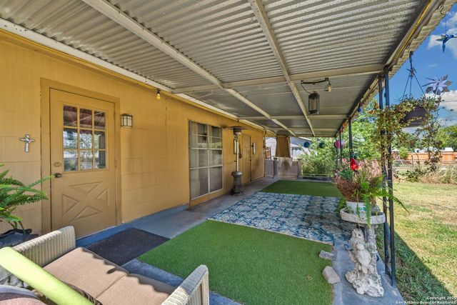 8715 Adams Hill, San Antonio, TX 78227