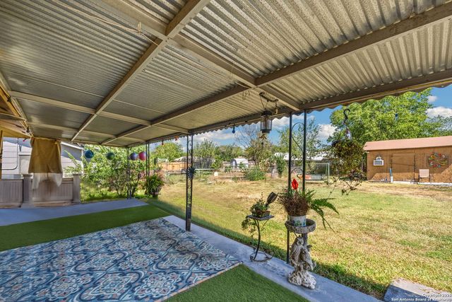 8715 Adams Hill, San Antonio, TX 78227