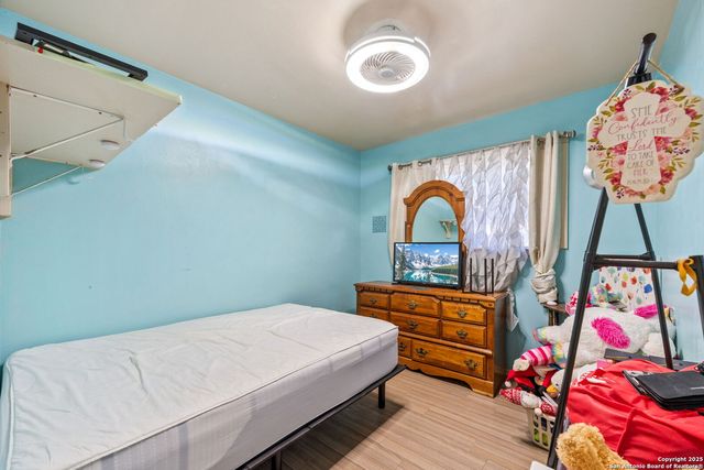8715 Adams Hill, San Antonio, TX 78227