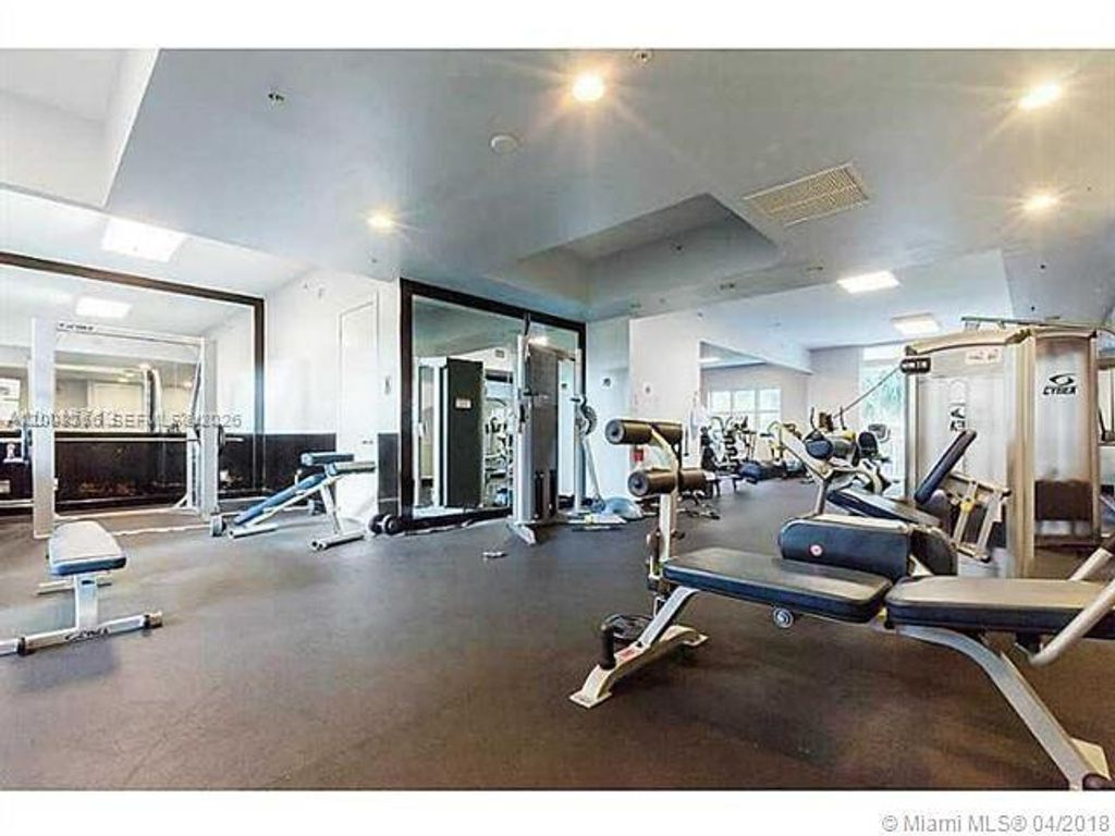 14951 ROYAL OAKS LANE 1402, North Miami Beach, FL 33181