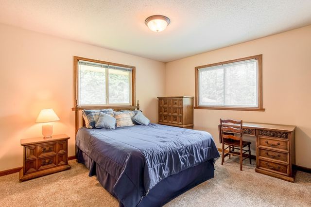 10640 Quebec Avenue N, Brooklyn Park, MN 55445