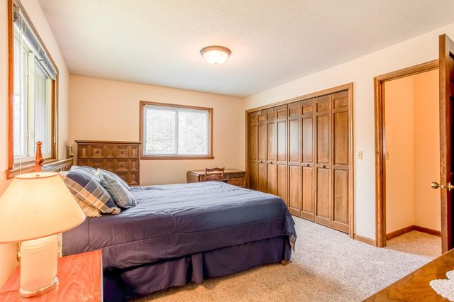 10640 Quebec Avenue N, Brooklyn Park, MN 55445
