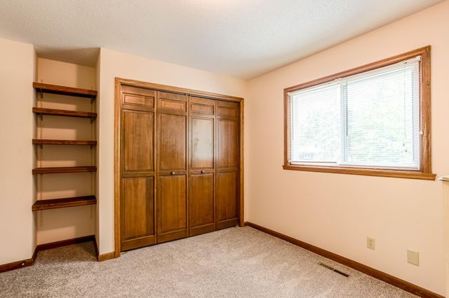 10640 Quebec Avenue N, Brooklyn Park, MN 55445