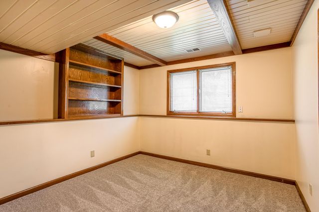 10640 Quebec Avenue N, Brooklyn Park, MN 55445