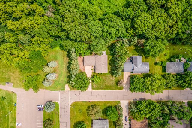 10640 Quebec Avenue N, Brooklyn Park, MN 55445