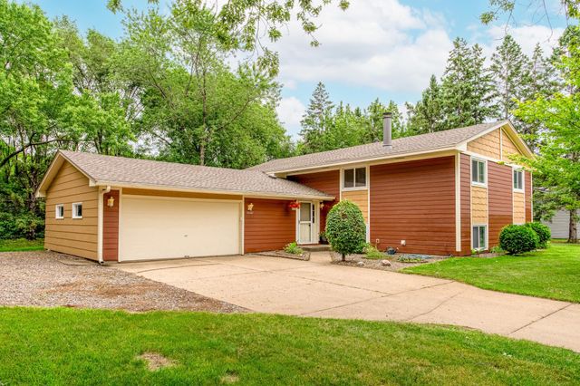 10640 Quebec Avenue N, Brooklyn Park, MN 55445