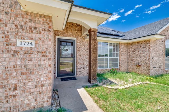 1724 Edmund Boulevard, San Angelo, TX 76901