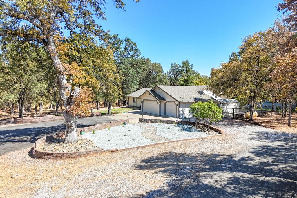 21971 Daven Way, Palo Cedro, CA 96073