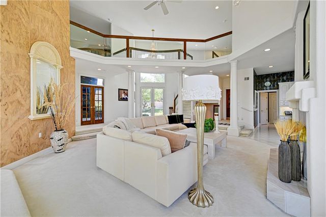 12908 W 118th Terrace, Overland Park, KS 66210