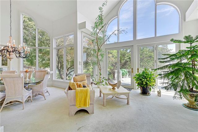 12908 W 118th Terrace, Overland Park, KS 66210