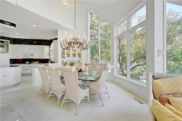 12908 W 118th Terrace, Overland Park, KS 66210