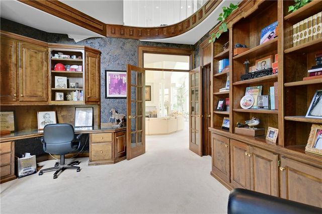 12908 W 118th Terrace, Overland Park, KS 66210