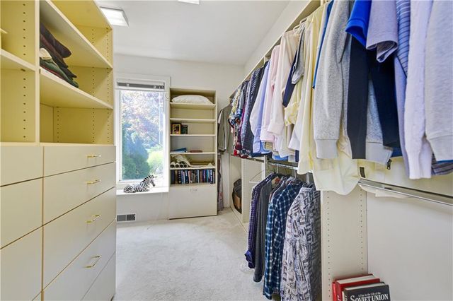 12908 W 118th Terrace, Overland Park, KS 66210