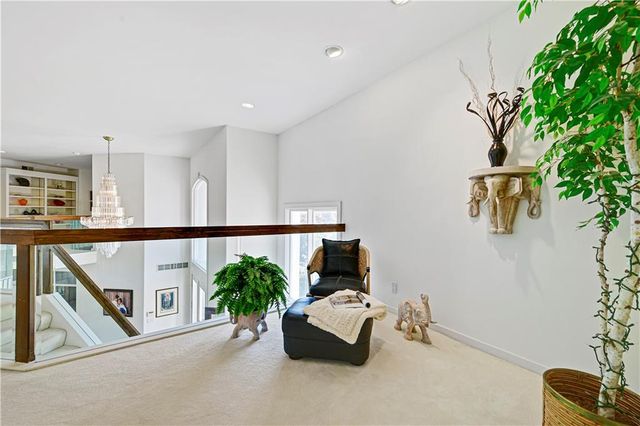 12908 W 118th Terrace, Overland Park, KS 66210