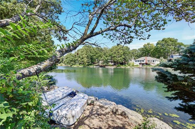 12908 W 118th Terrace, Overland Park, KS 66210