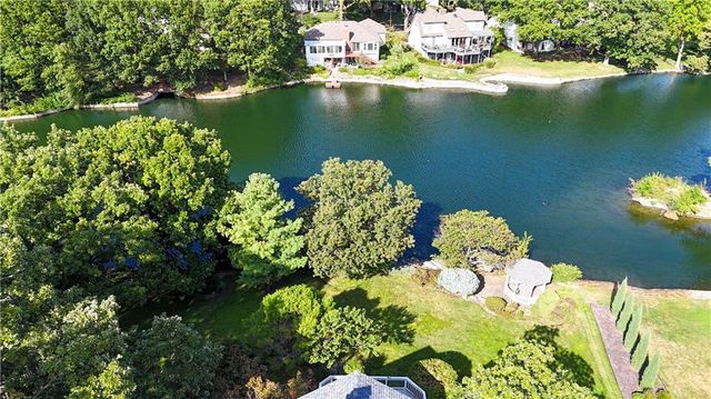 12908 W 118th Terrace, Overland Park, KS 66210