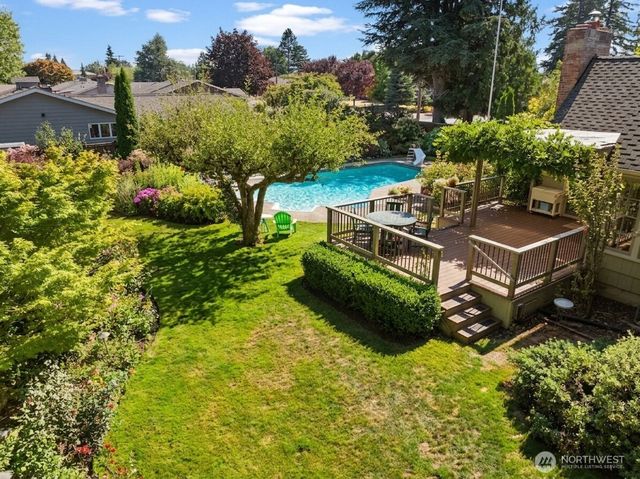 1867 Gossard St, Enumclaw, WA 98022