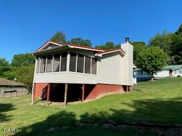 102 Jones Circle, Erwin, TN 37650