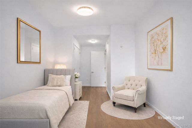 13327 39th Avenue 3H, Flushing, NY 11354