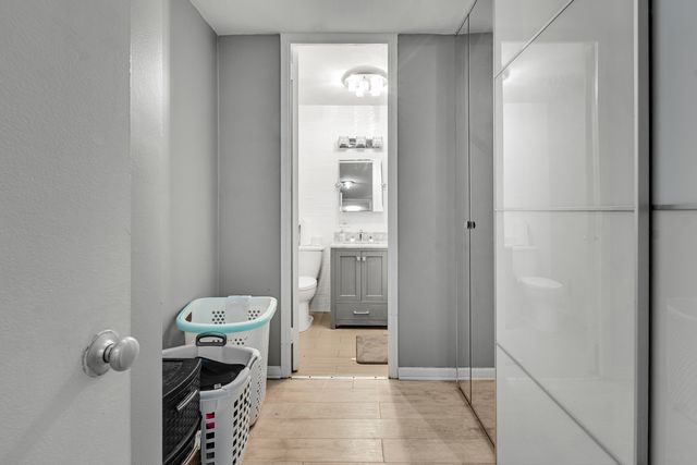 601 E 32nd Street 403, Chicago, IL 60616