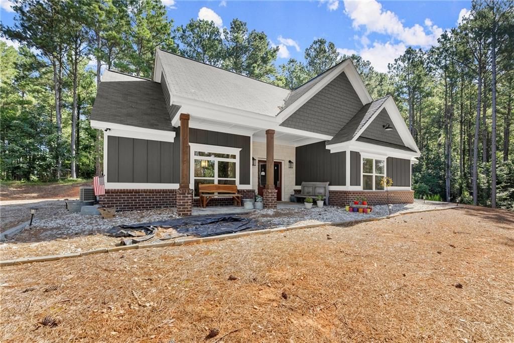 352 Jim Grizzle Road, Royston, GA 30662