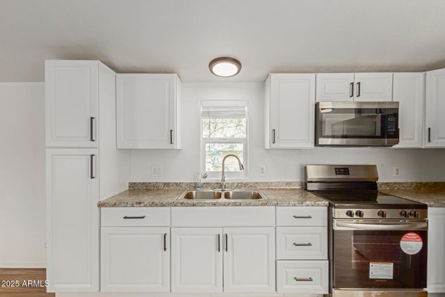 671 S CENTRAL Avenue, Florence, AZ 85132