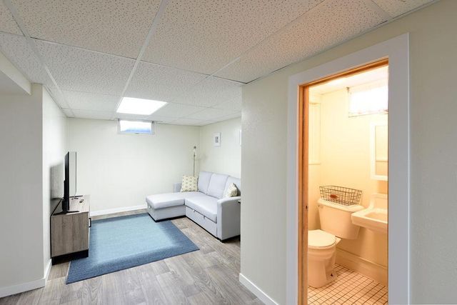 1914 9th Street N, Fargo, ND 58102