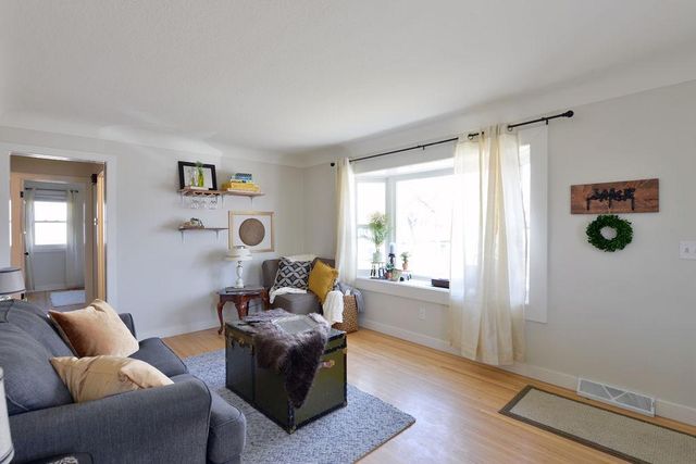 1914 9th Street N, Fargo, ND 58102