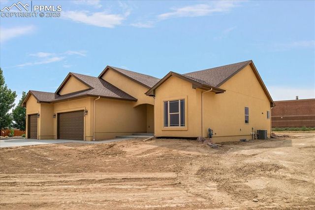 538 S Ferncliff Drive, Pueblo West, CO 81007