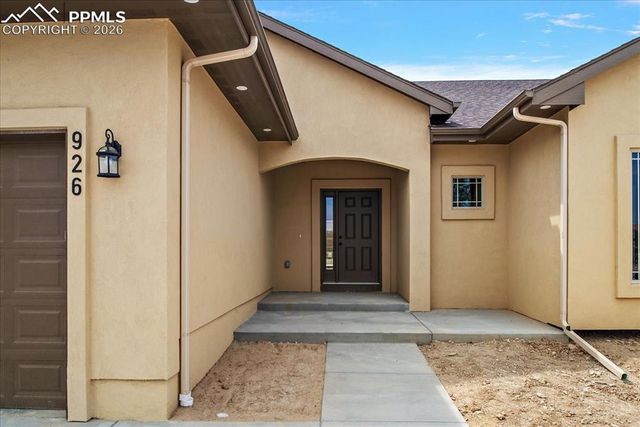 538 S Ferncliff Drive, Pueblo West, CO 81007