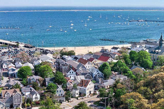 127 Bradford Street Unit 4, Provincetown, MA 02657