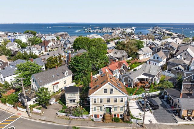 127 Bradford Street Unit 4, Provincetown, MA 02657