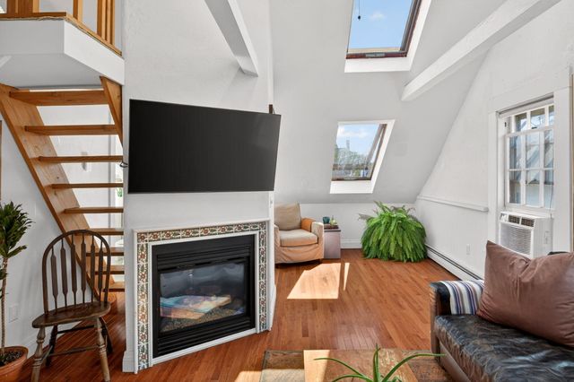127 Bradford Street Unit 4, Provincetown, MA 02657
