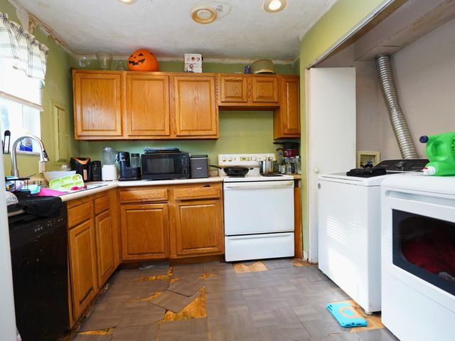 1565 Vilardo Lane, Columbus, OH 43227