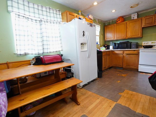 1565 Vilardo Lane, Columbus, OH 43227