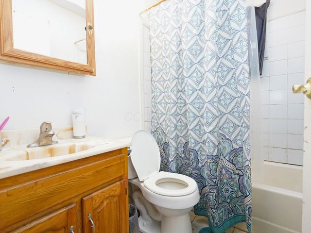 1565 Vilardo Lane, Columbus, OH 43227