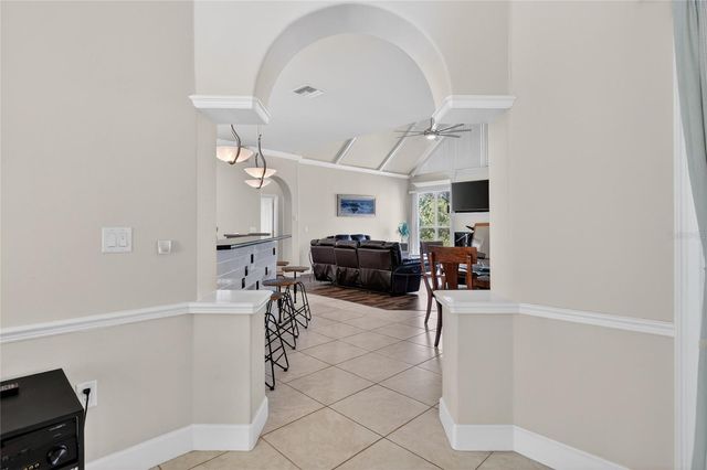 1028 S LAKE MARIAM DRIVE, Winter Haven, FL 33884