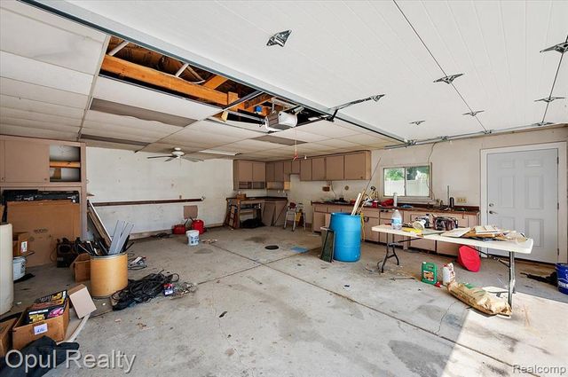 12821 10 Mile Road, South Lyon, MI 48178