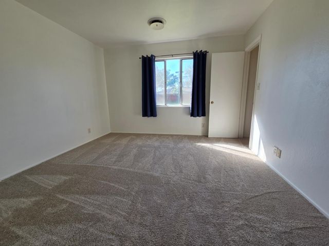 2100 Farnsworth Way, Rancho Cordova, CA 95670